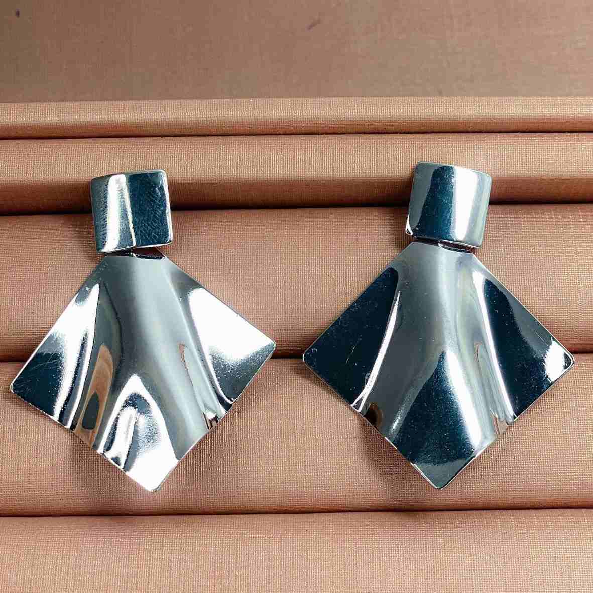 BRINCO BANDEIRA LOSANGO