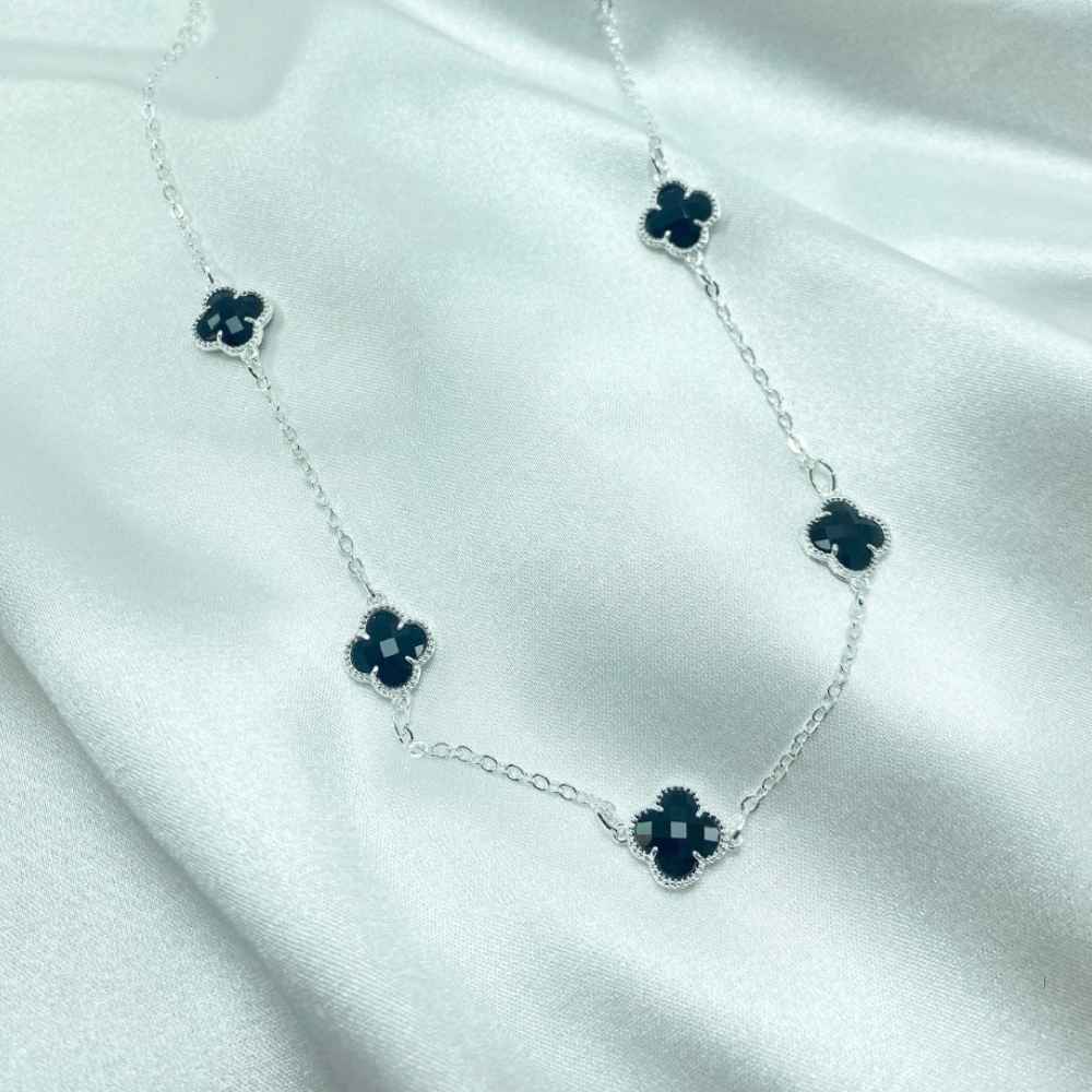 COLAR TREVO PRETO - FOLHEADO 