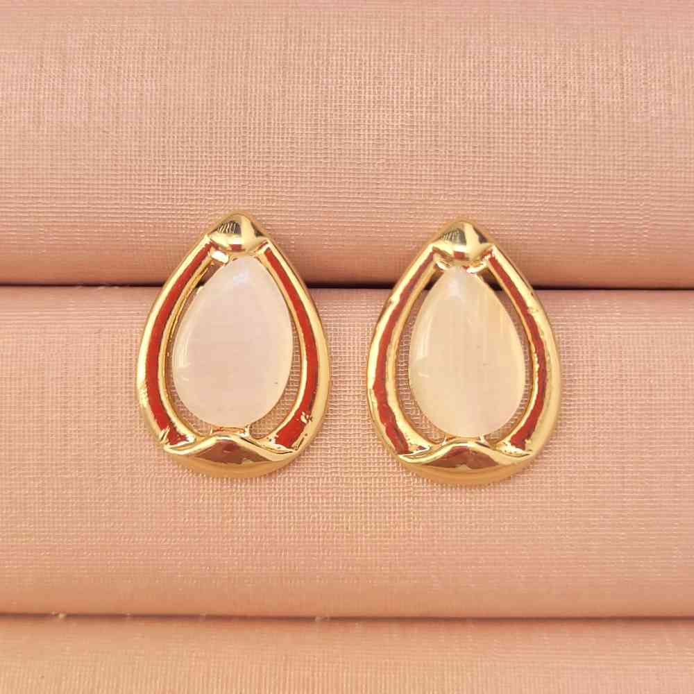 BRINCO GOTA BRANCA COM DOURADO 