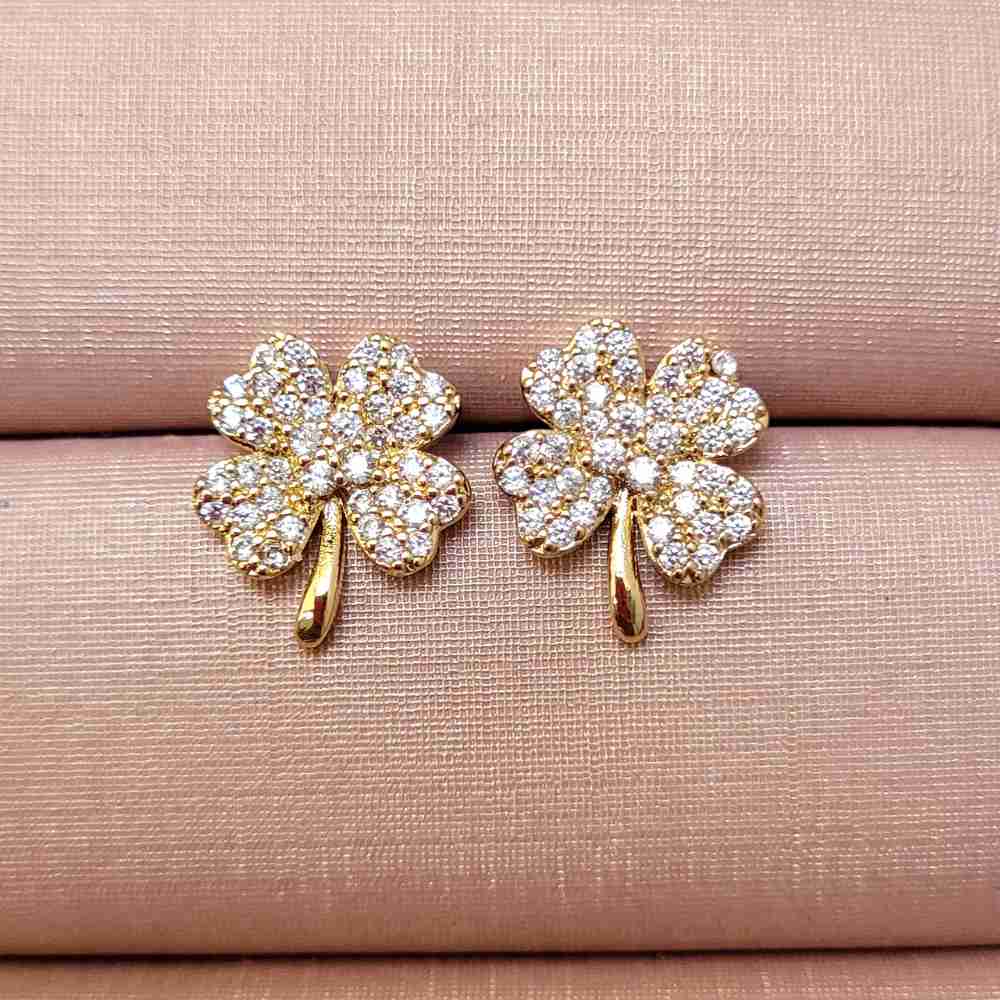 BRINCO TREVO DA SORTE CRAVEJADO 